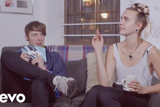 MØ - VVV - MØ: What Are You Talking About?!