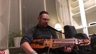 Magnus Holmstrm nyckelharpa (till havs i motorbt -Sixten Engstrm).