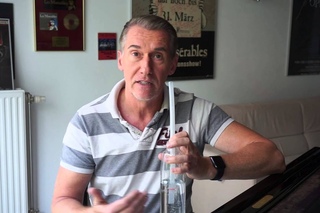 Lax Vox Tube Singing | Universal Voice International
