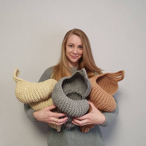 вязаная ракушка. трикотажная ракушка. вязаные сумочки ракушка. вязаные корзинки ракушки. трикотажная ракушка.