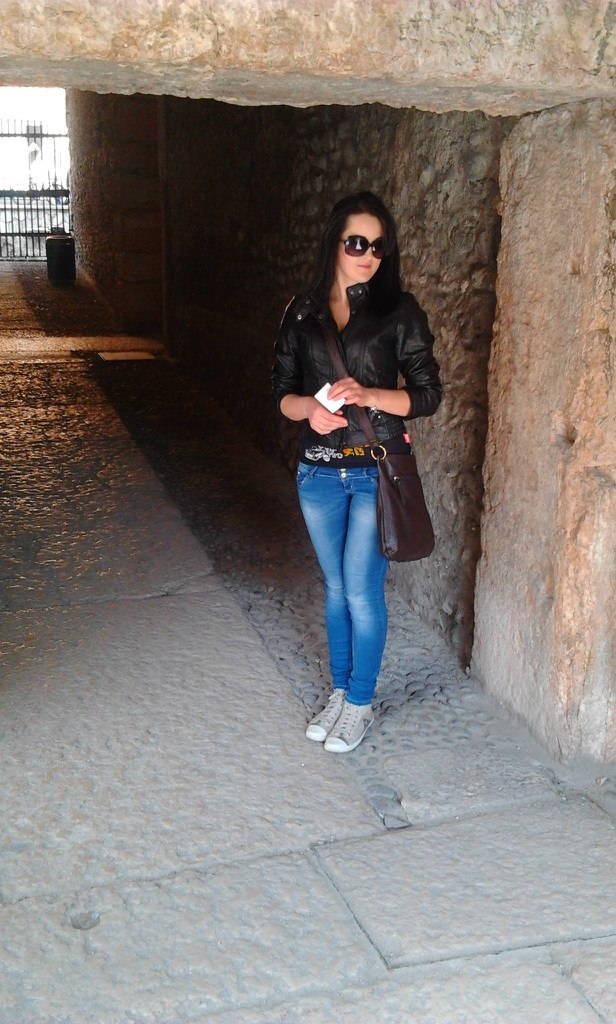 Nadiia Kotelevska kiss | Milano