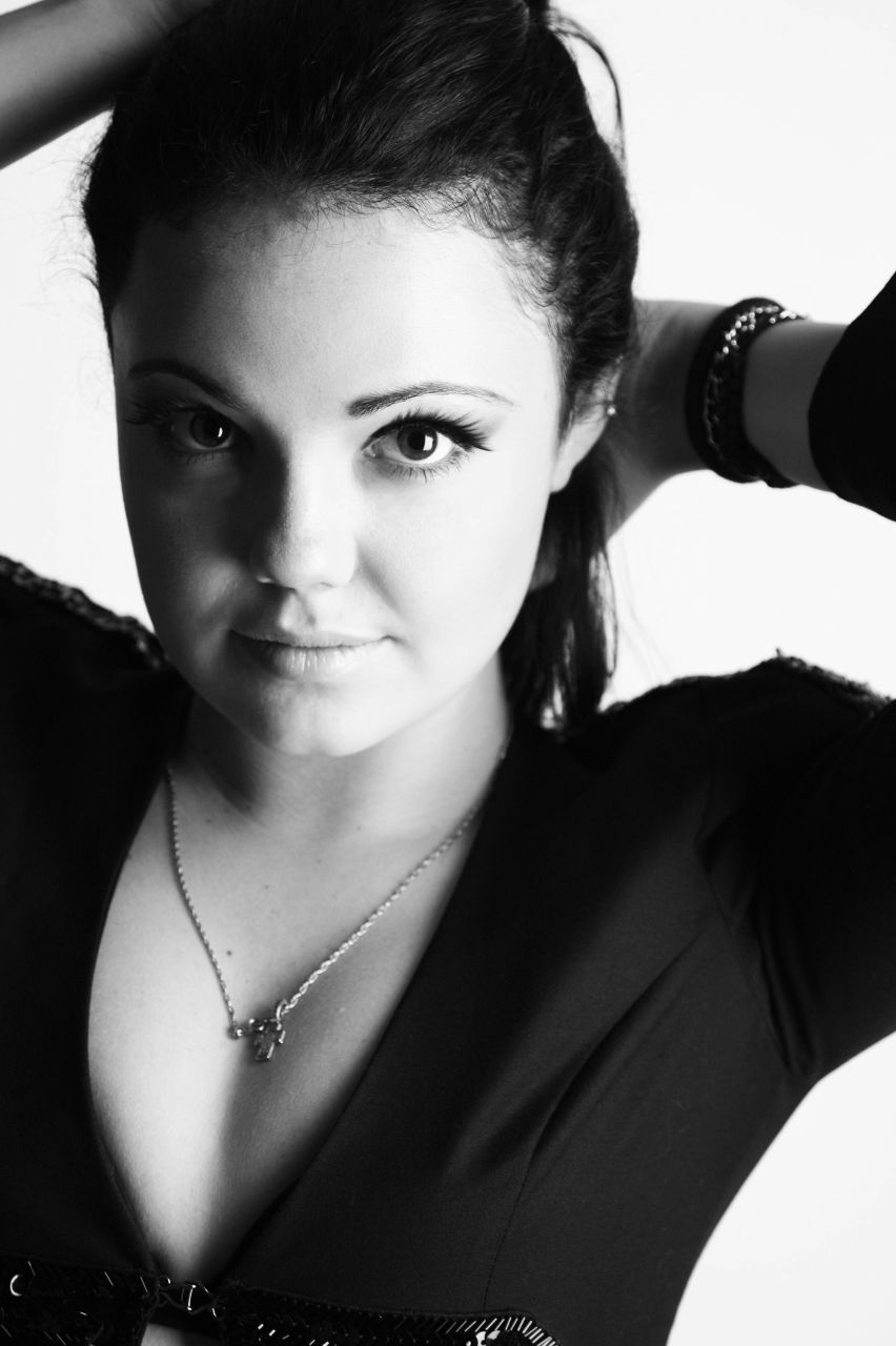 Лиза Гривковская | London