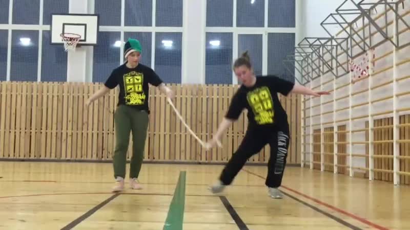 B girl Barbara и b girl Poison