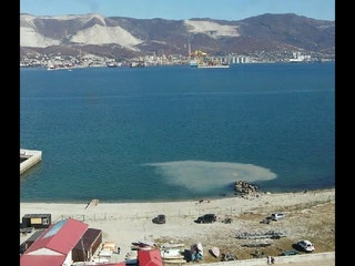 В Новороссийске в море снова сливали белую жидкость: подозреваемые уже есть